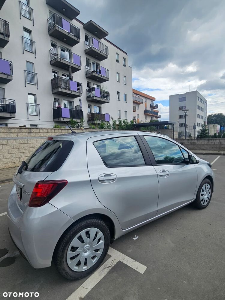 Toyota Yaris 1.0 Active - 17