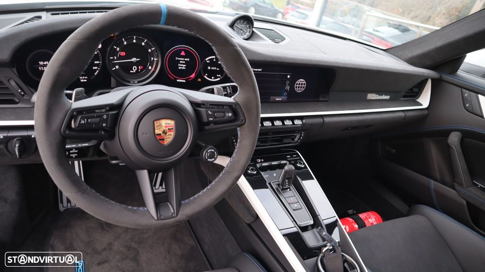 Porsche 911 Série F - 17