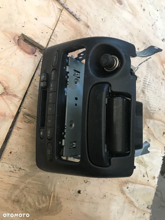 RADIO PANEL TOYOTA YARIS 86120-52020 VERSO - 2