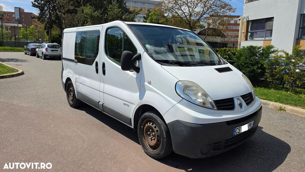 Renault Trafic Combi L2H1 teilverglast - 2