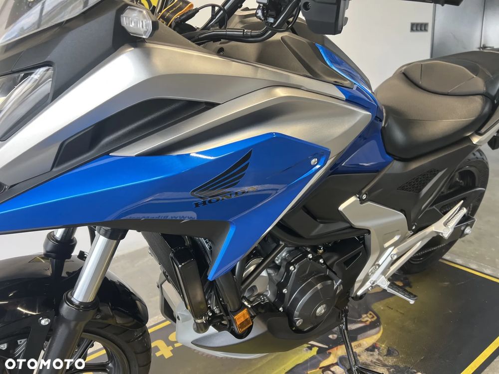 Honda NC - 12