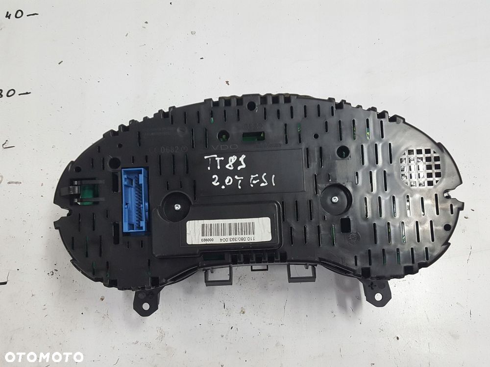 AUDI TT 8J 06-14r 2.0 TFSI BWA LICZNIK ANGLIK 8J0920980F - 3