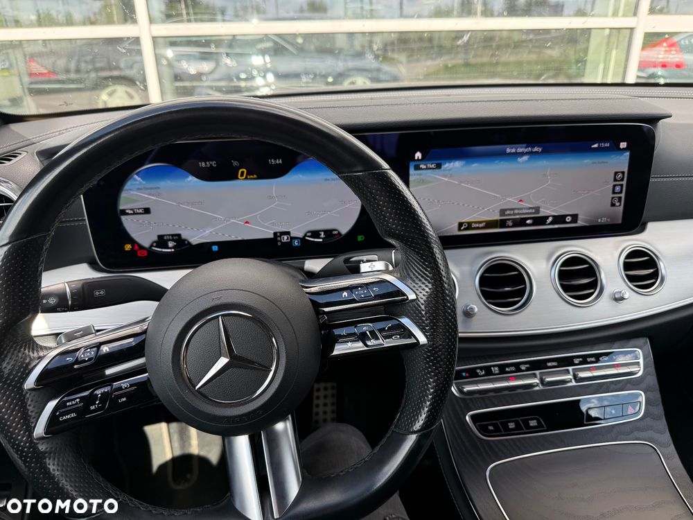 Mercedes-Benz Klasa E 220 d 4-Matic AMG - 28
