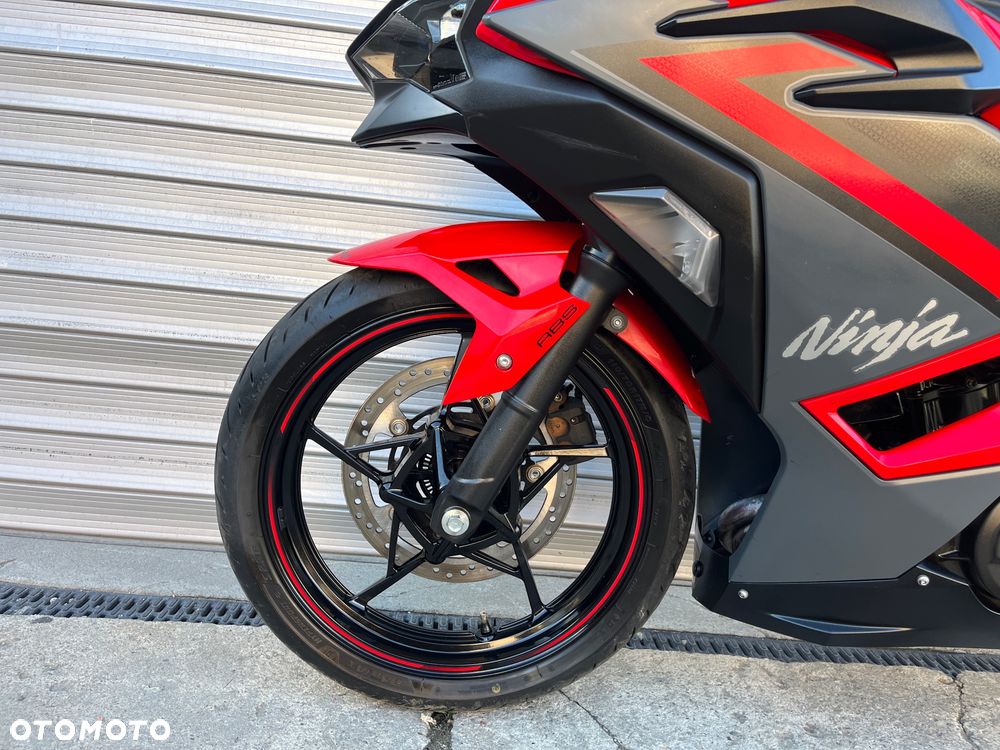 Kawasaki Ninja - 35