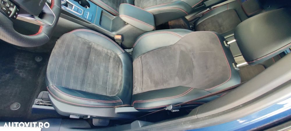 Ford Kuga 2.0 EcoBlue A8 AWD ST Line X - 17