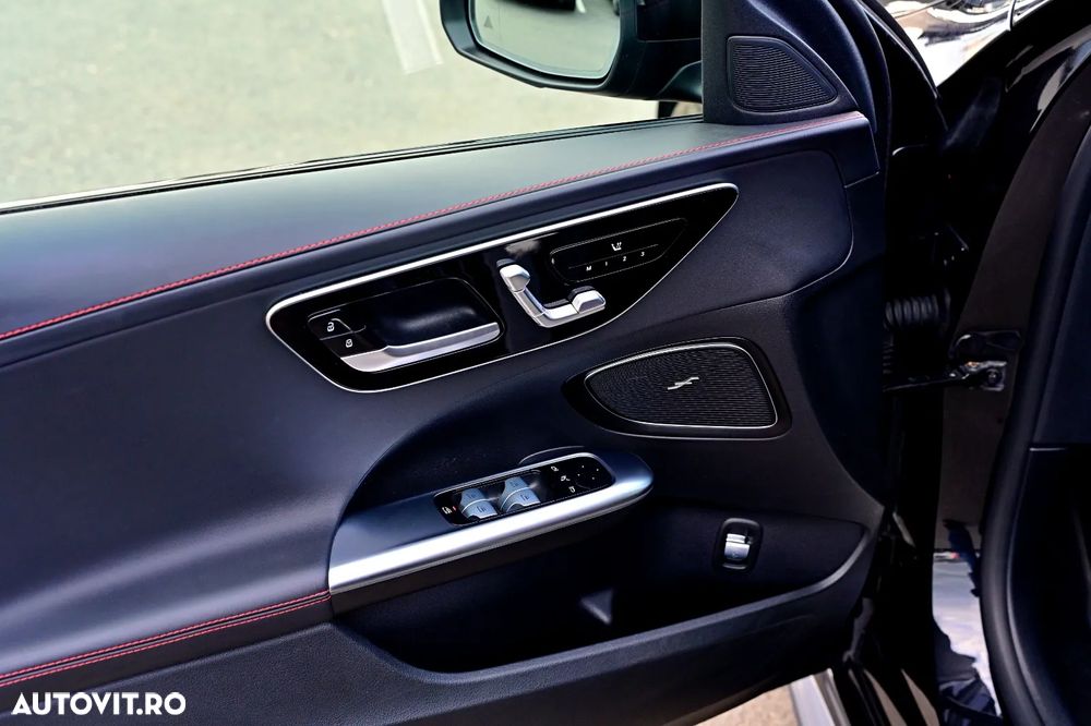 Mercedes-Benz C 43 AMG - 12