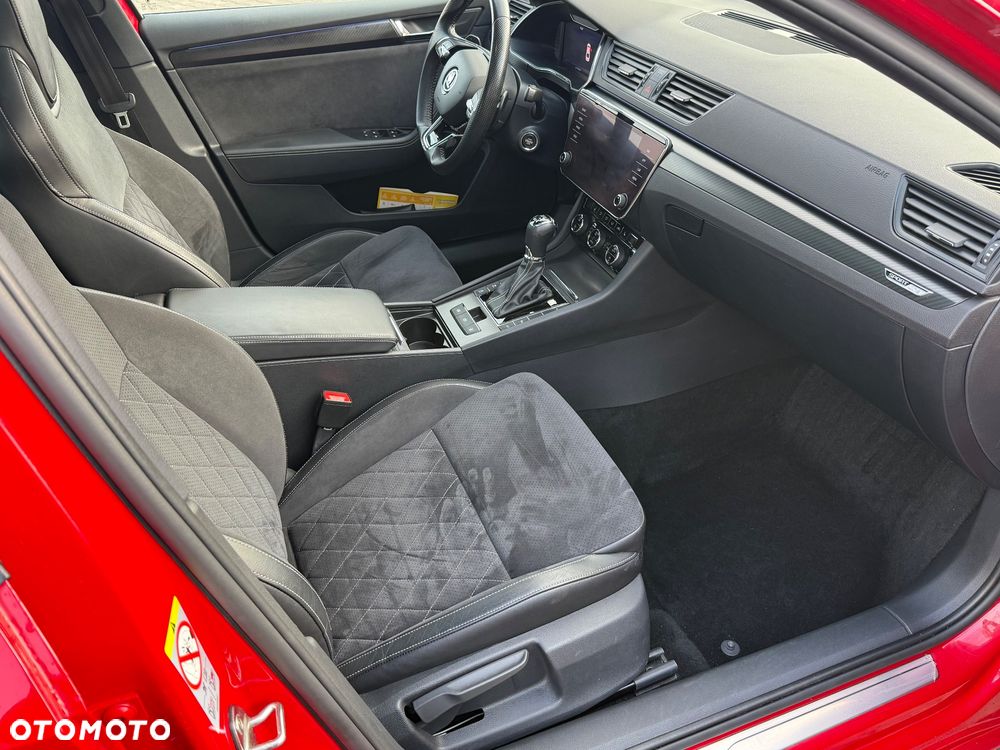 Skoda Superb 2.0 TDI SCR 4x4 Sportline DSG - 12