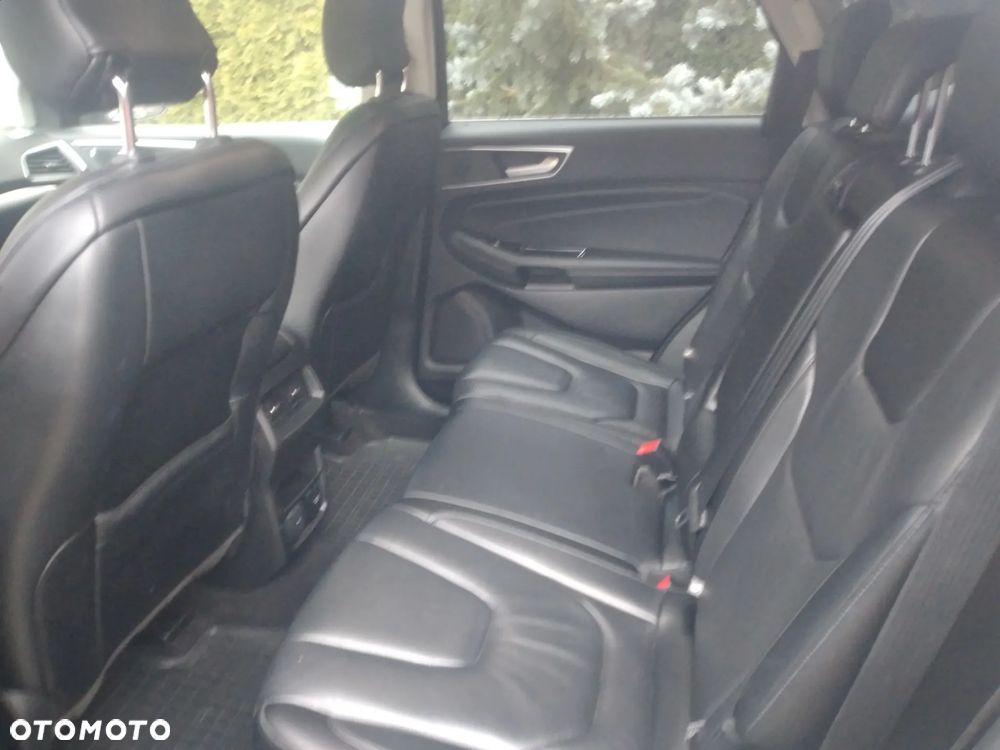 Ford Edge - 10