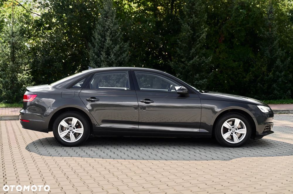 Audi A4 Limousine 2.0 TDI - 17