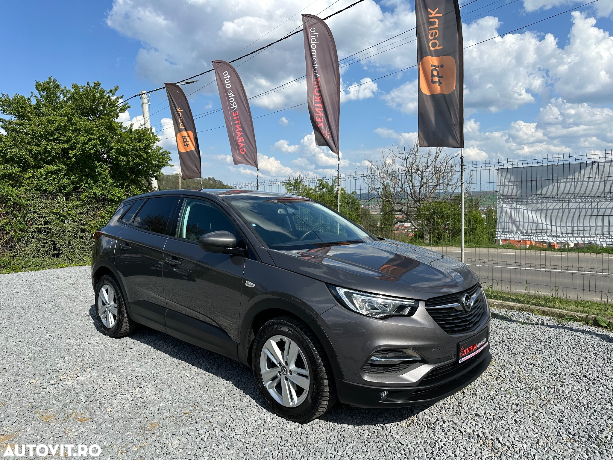 Opel Grandland X 1.5 D Start/Stop Business Elegance - 8