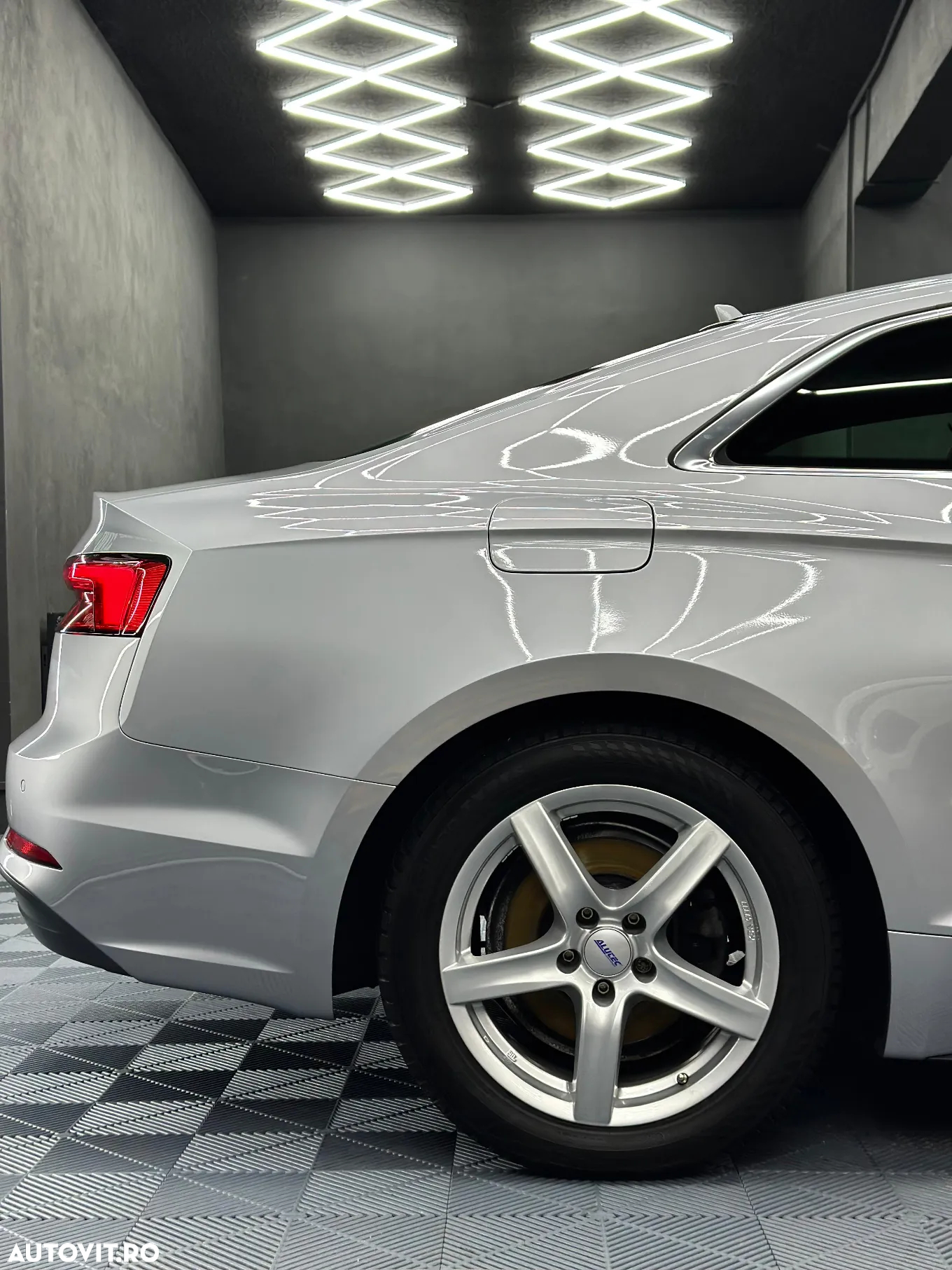 Audi A5 Coupe 2.0 TDI S tronic - 13