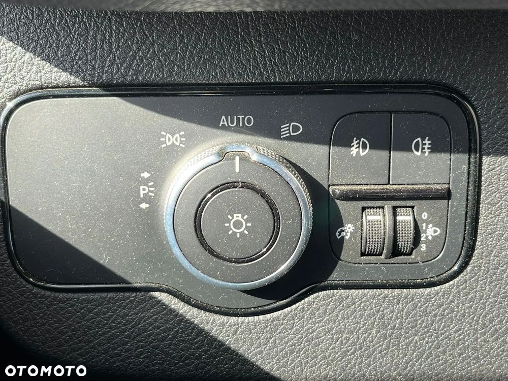 Mercedes-Benz SPRINTER - 10