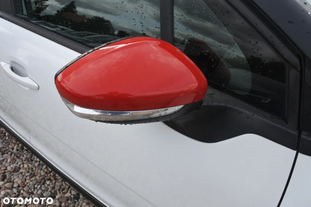 Citroën C3 Pure Tech 82 SHINE - 25