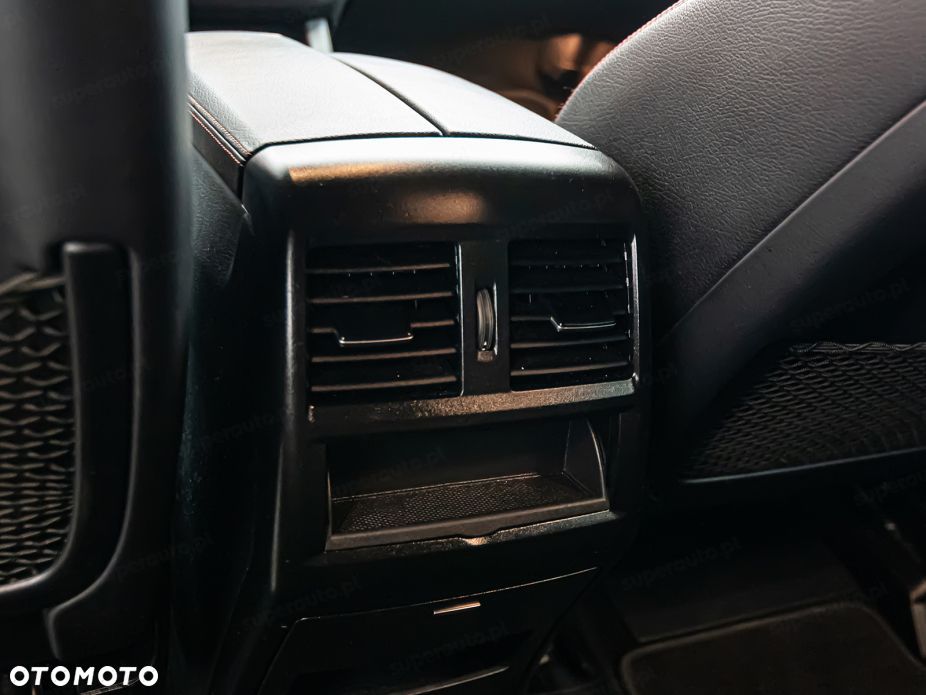 Mercedes-Benz GLE 350 d 4-Matic - 24