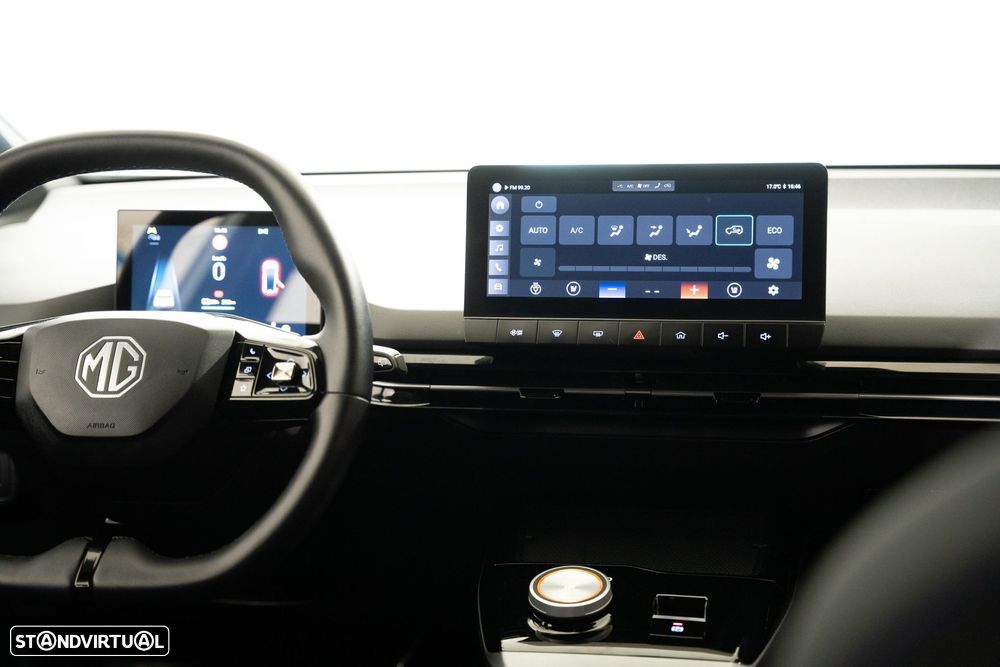 MG MG4 51 kWh Standard - 10