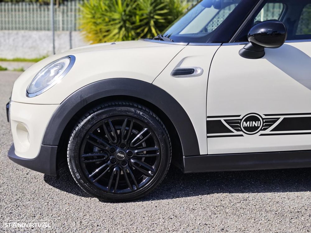 MINI 5 Portas Cooper D - 10
