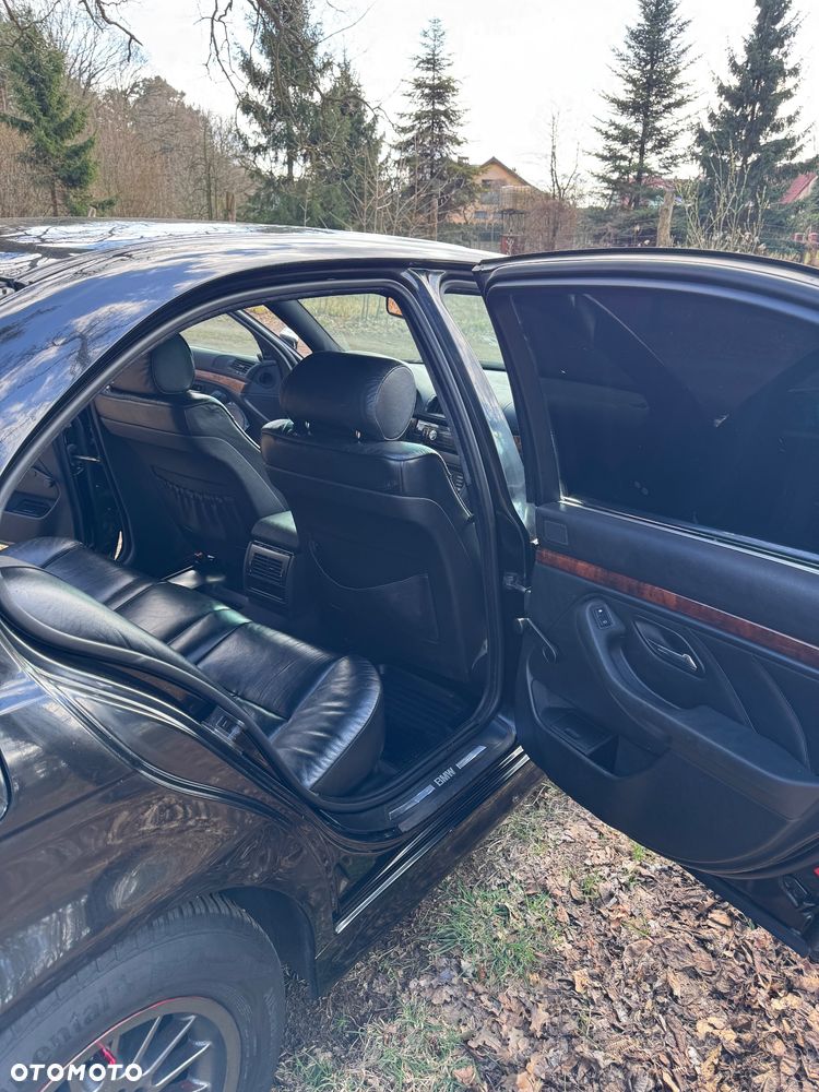 BMW Seria 5 520i - 11
