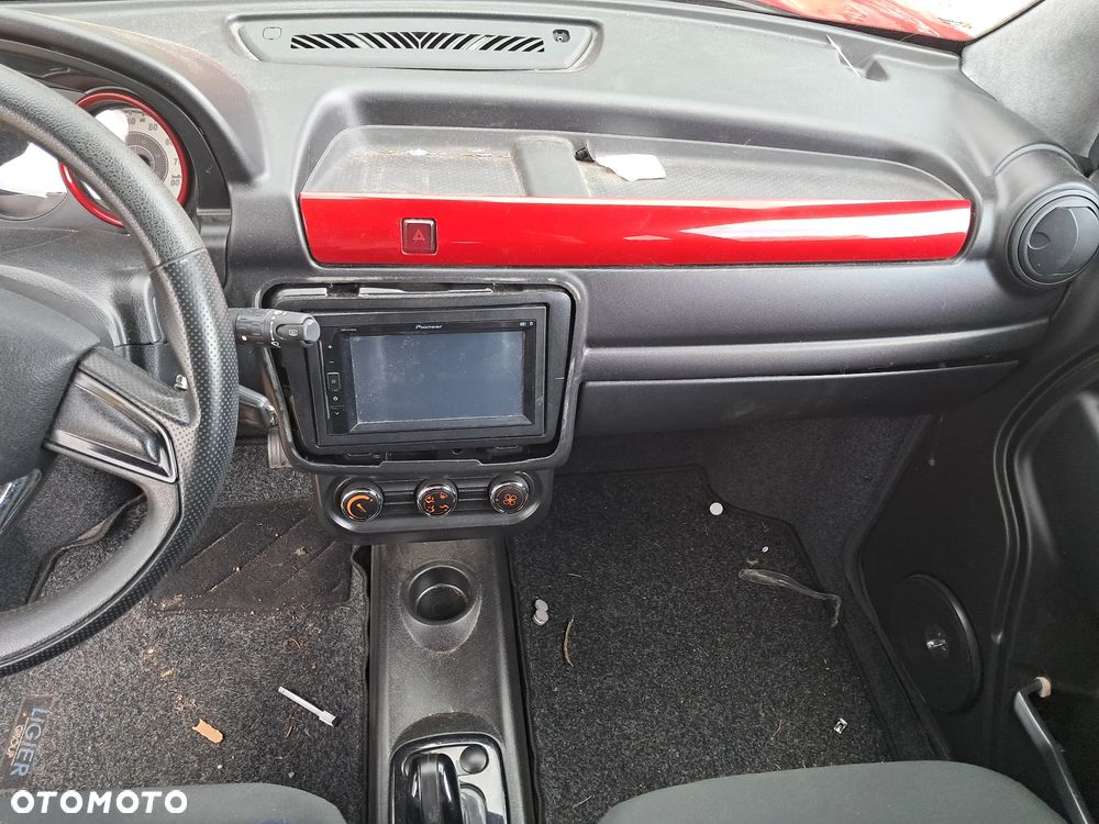 Microcar M.GO - 8