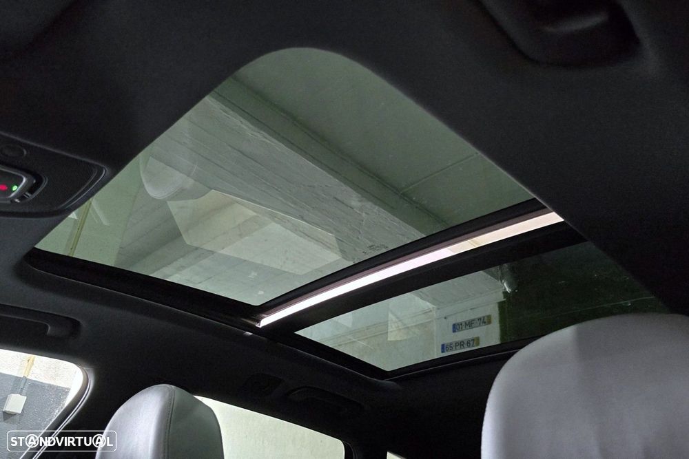 Audi A4 Avant 35 TDI S line S tronic - 38