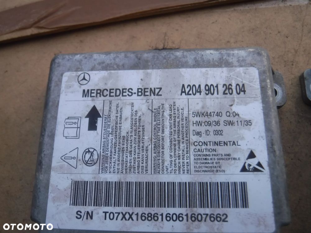 Mercedes C Klasa W204 modul sensor poduszek air bag A2049012604 sterownik - 2
