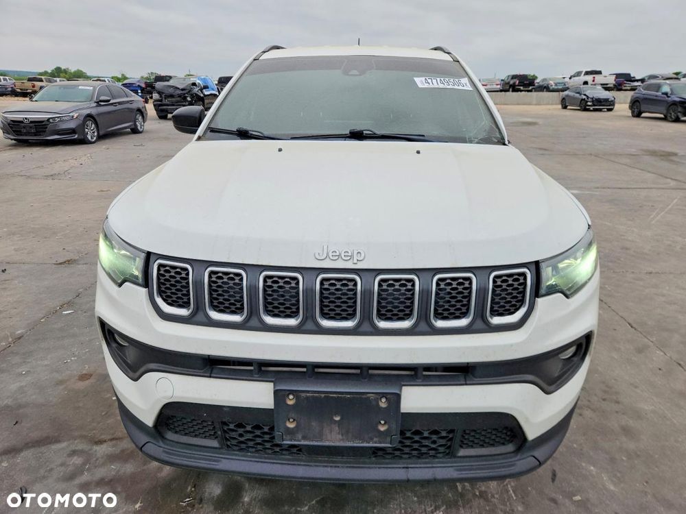 Jeep Compass - 5