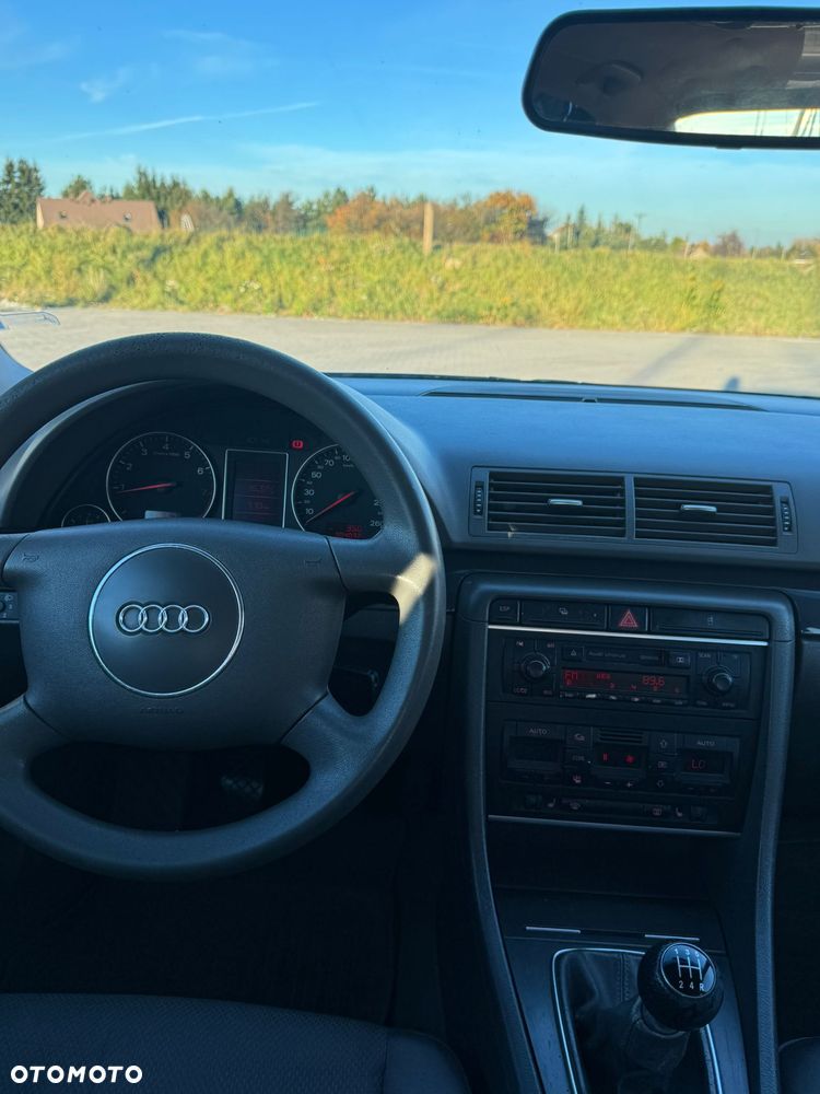 Audi A4 Limousine 2 - 7