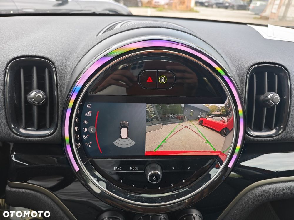 MINI Countryman Cooper All4 Essential Trim - 13