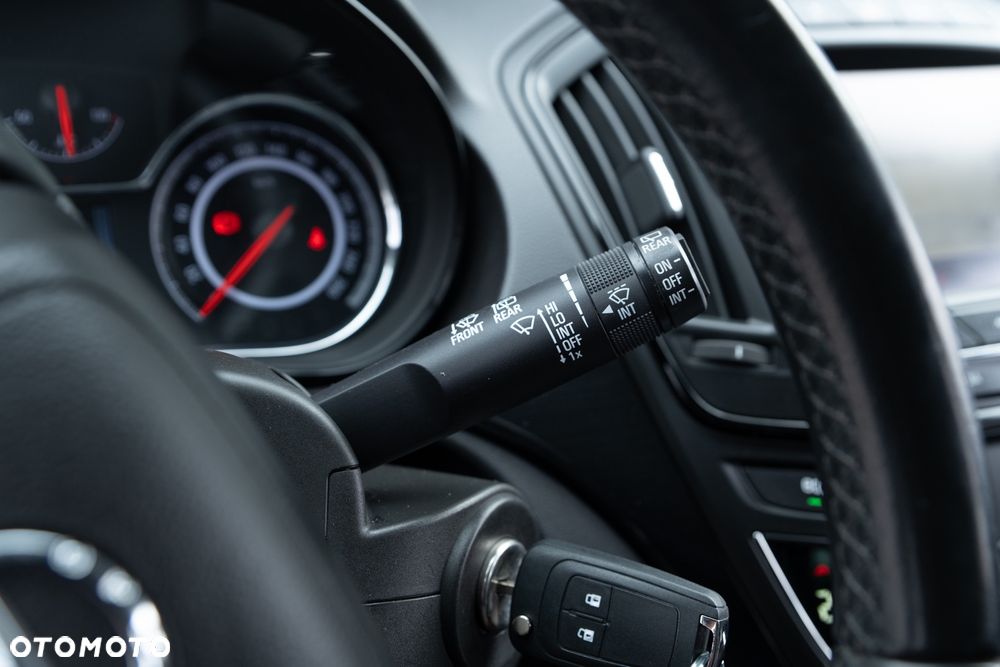 Opel Insignia 2.0 BiTurbo CDTI Sport - 31