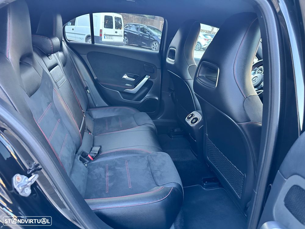 Mercedes-Benz A 200 AMG Line - 37