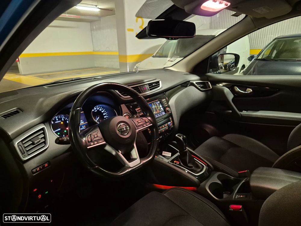 Nissan Qashqai 1.3 DIG-T DCT N-CONNECTA - 27