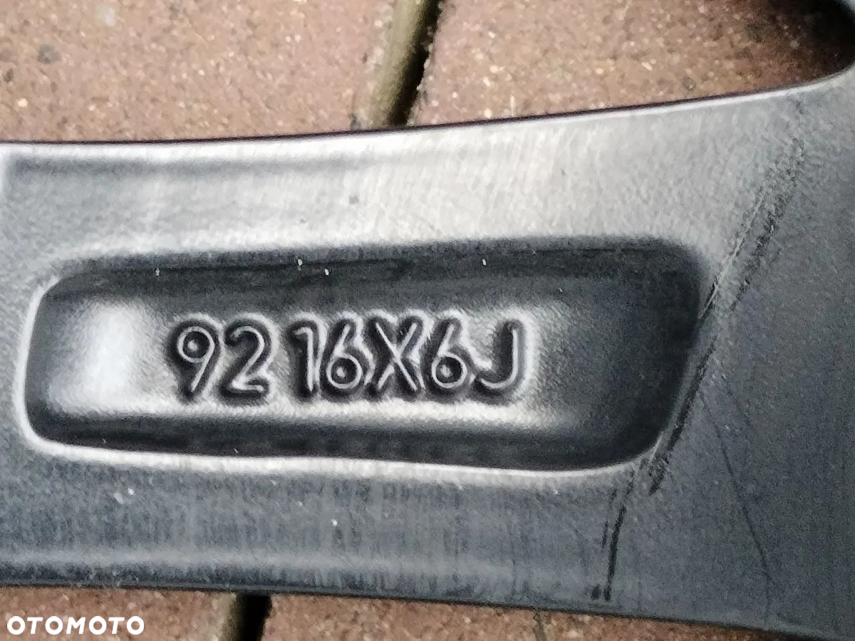 TOYOTA YARIS od 2019r Koło z Opona Zimowa 195/55 R16 - 17