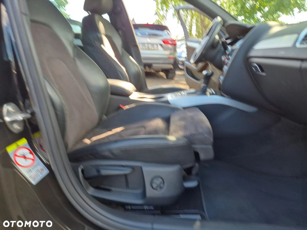 Audi A4 Limousine - 16