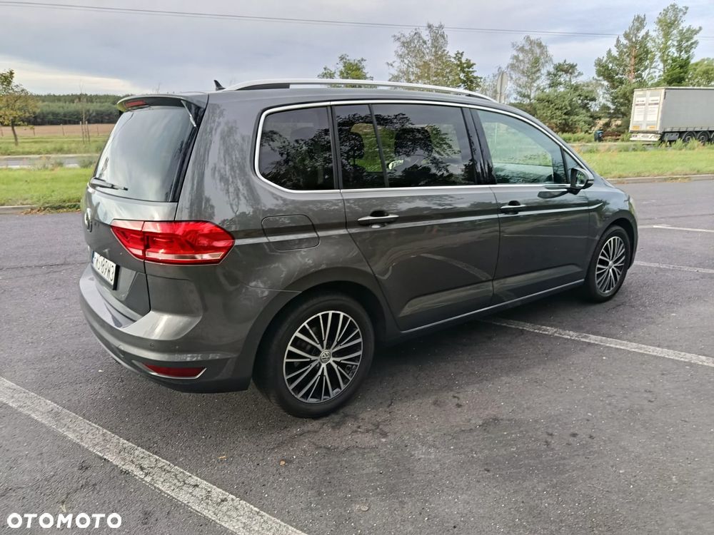 Volkswagen Touran 2.0 TDI BMT Highline DSG - 13