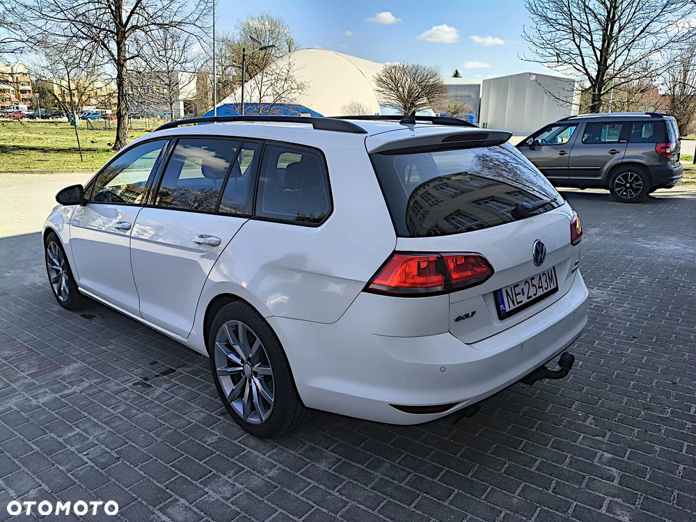 Volkswagen Golf 1.4 TSI BMT Comfortline - 11