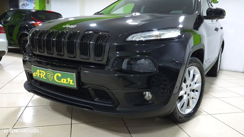 Jeep Cherokee 2.0 MJD Longitude - 30
