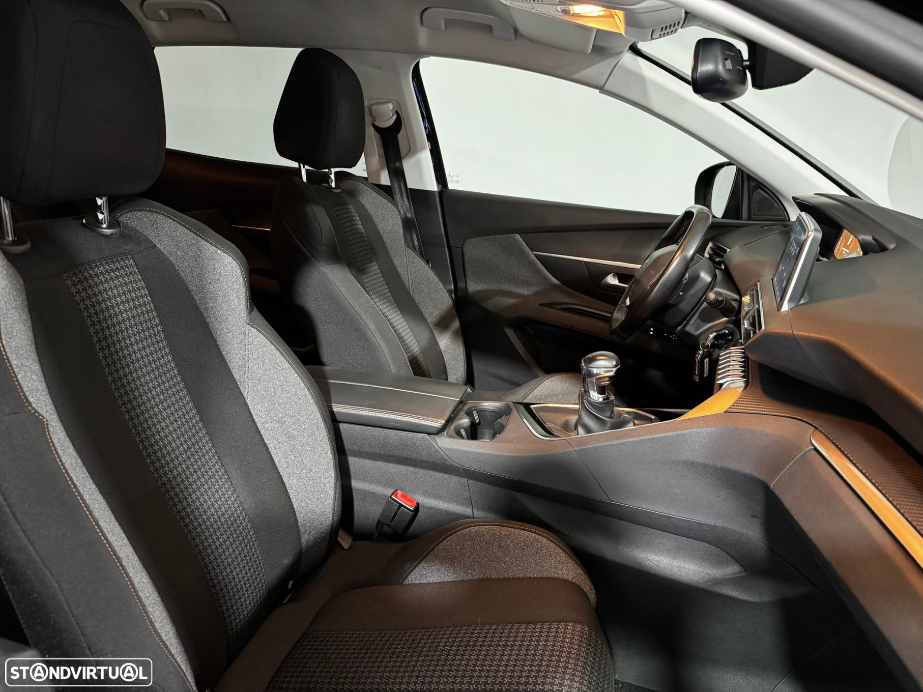 Peugeot 3008 1.5 BlueHDi Active - 12