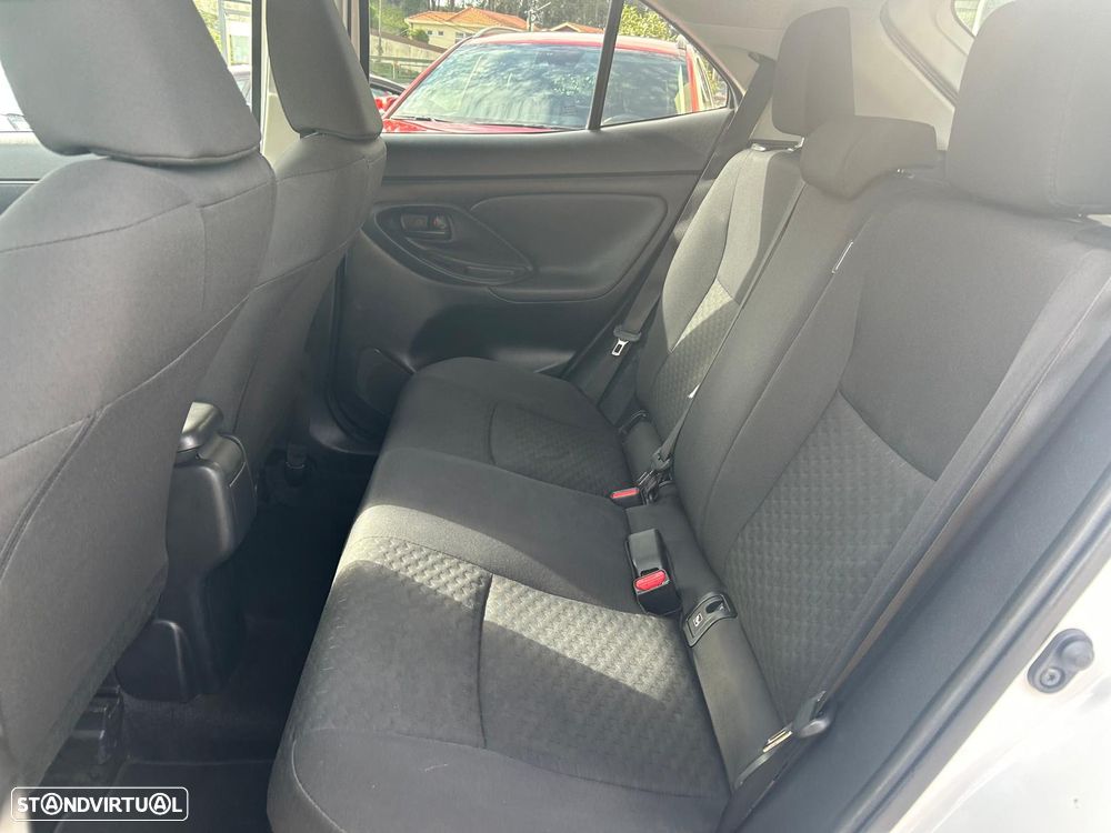 Toyota Yaris Cross 1.5 HDF Comfort Plus - 25