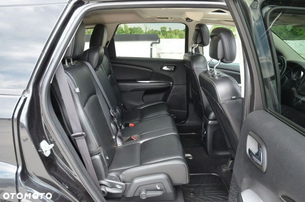 Fiat Freemont 2.0 Multijet Black Code AWD - 29