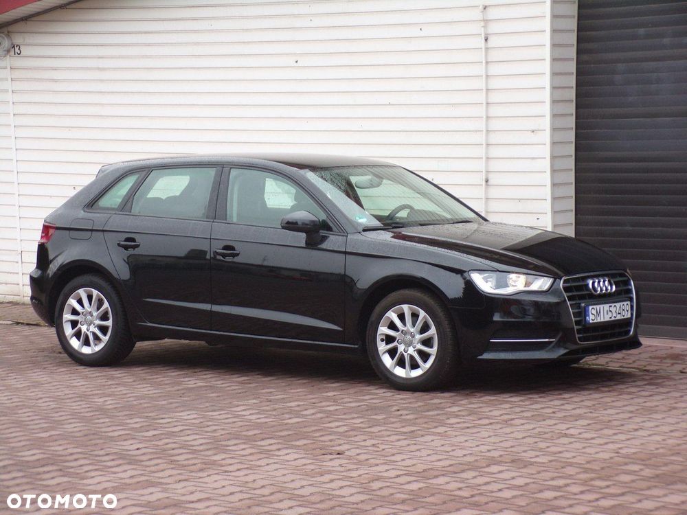 Audi A3 Sportback - 13
