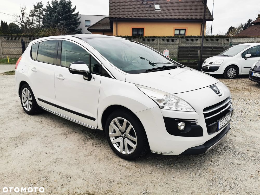 Peugeot 3008 2.0 HDi HYbrid4 - 5