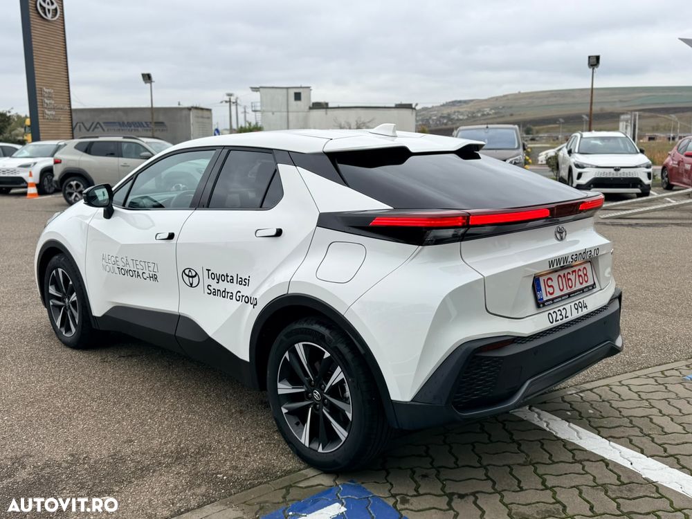 Toyota C-HR - 6