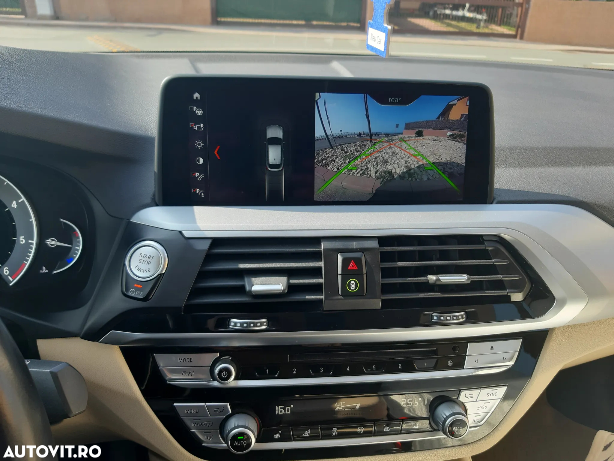 BMW X4 xDrive20d Standard - 25