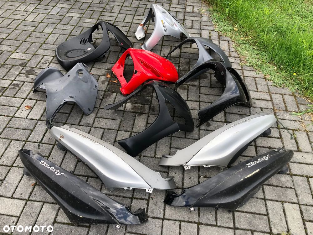 Piaggio ZIP Beverly Liberty NRG czasza czacha zadupek tył osłona - 1