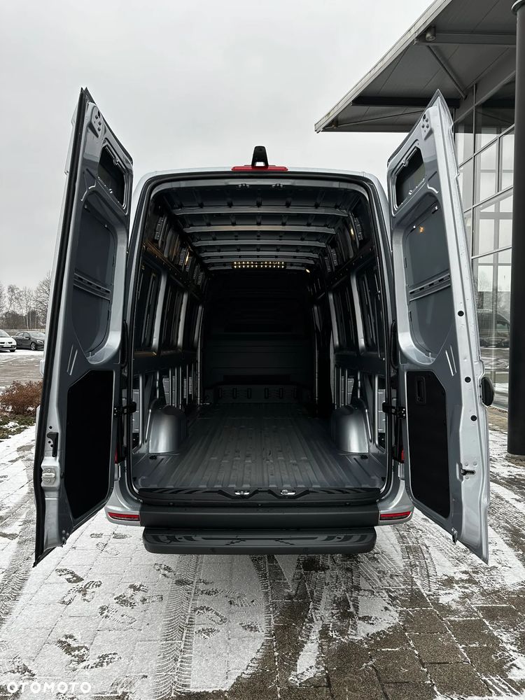 Mercedes-Benz Sprinter 319 CDI Furgon SELECT L3H2 - 20