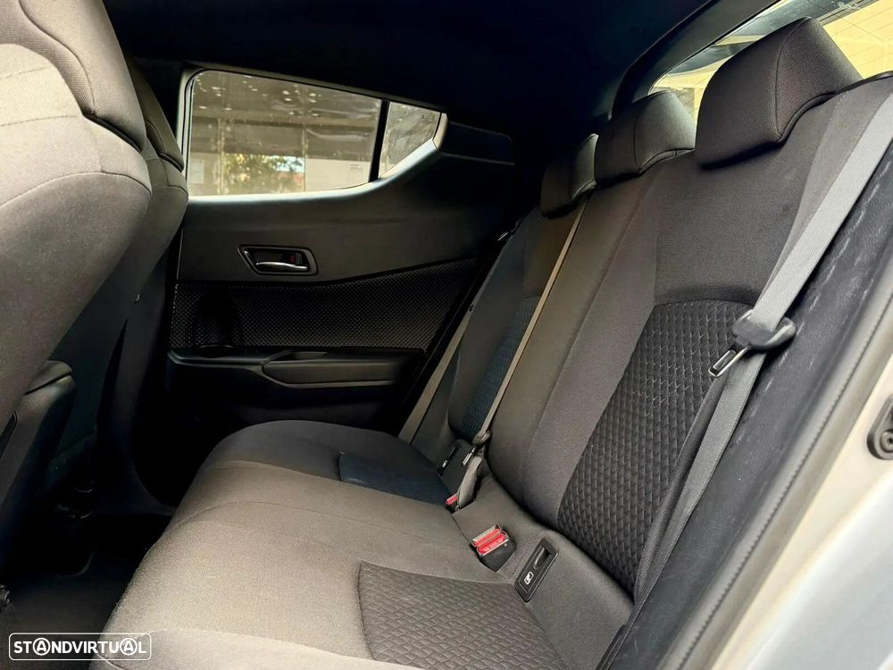 Toyota C-HR 1.8 Hybrid Exclusive - 33