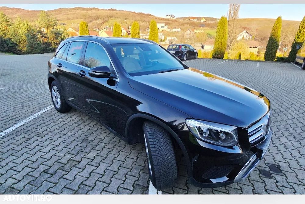 Mercedes-Benz GLC - 28