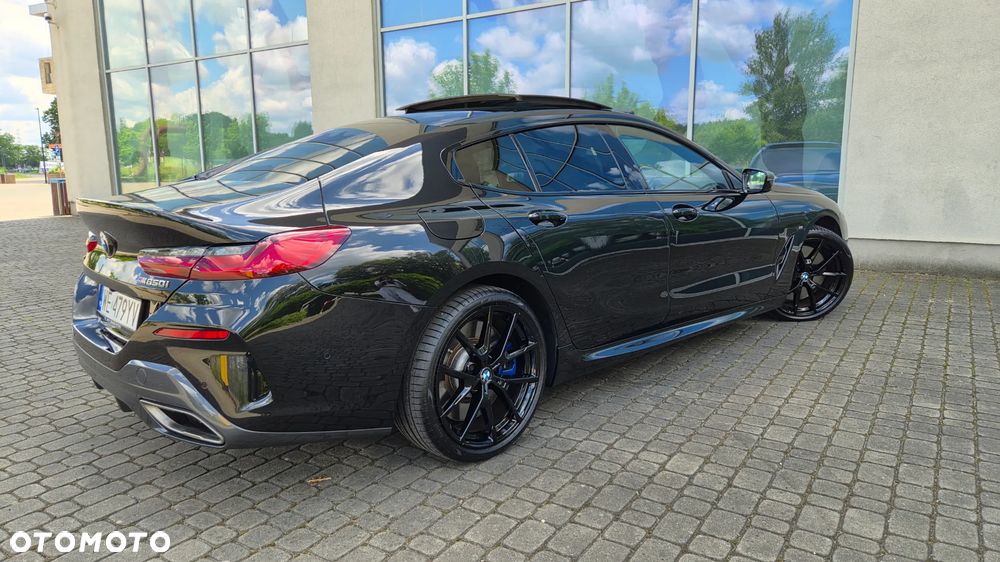 BMW Seria 8 M850i xDrive - 12