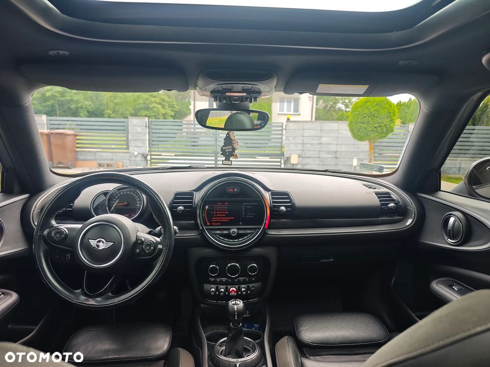 MINI Clubman One D Blackyard - 17