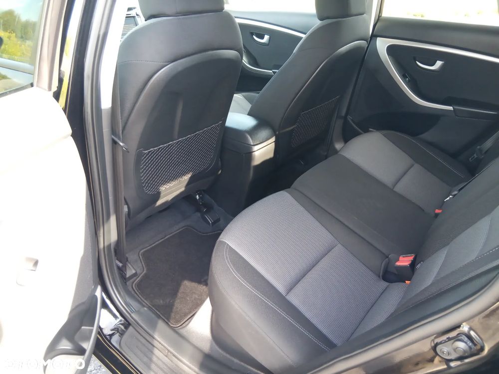 Hyundai i30 1.4 Premium - 8