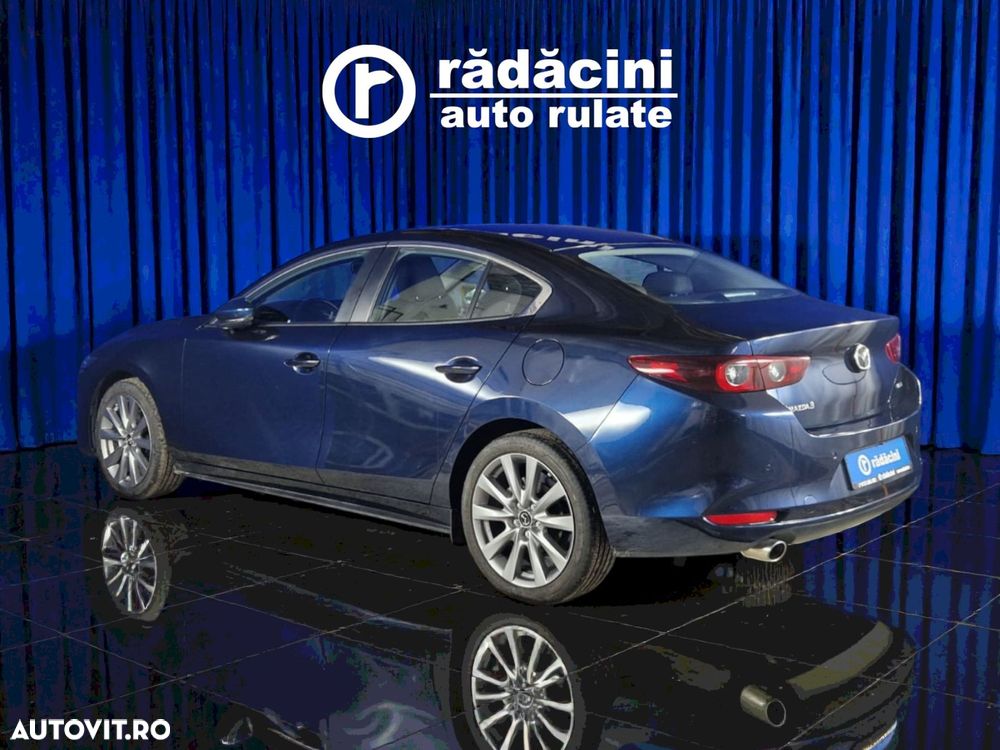 Mazda 3 G150 AT MHEV Plus - 9